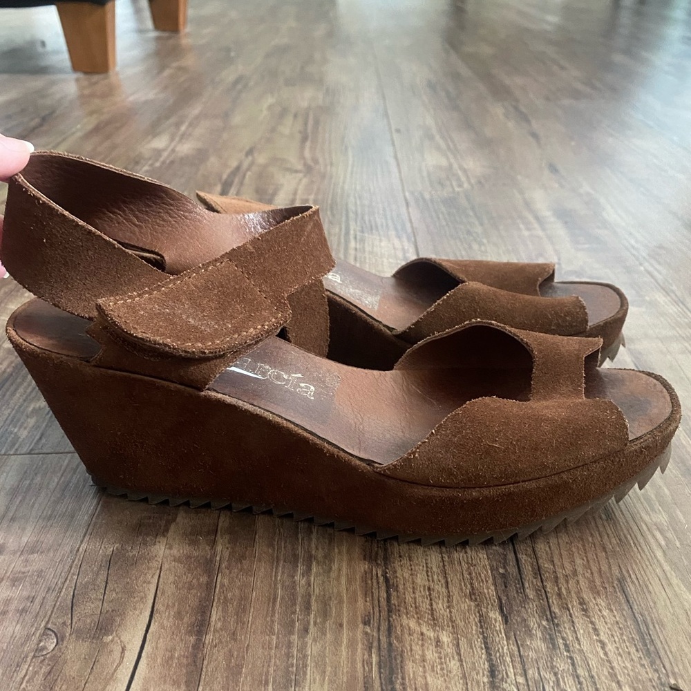Pedro Garcia Leather Wedge Sandals - Fama - Brown Leather